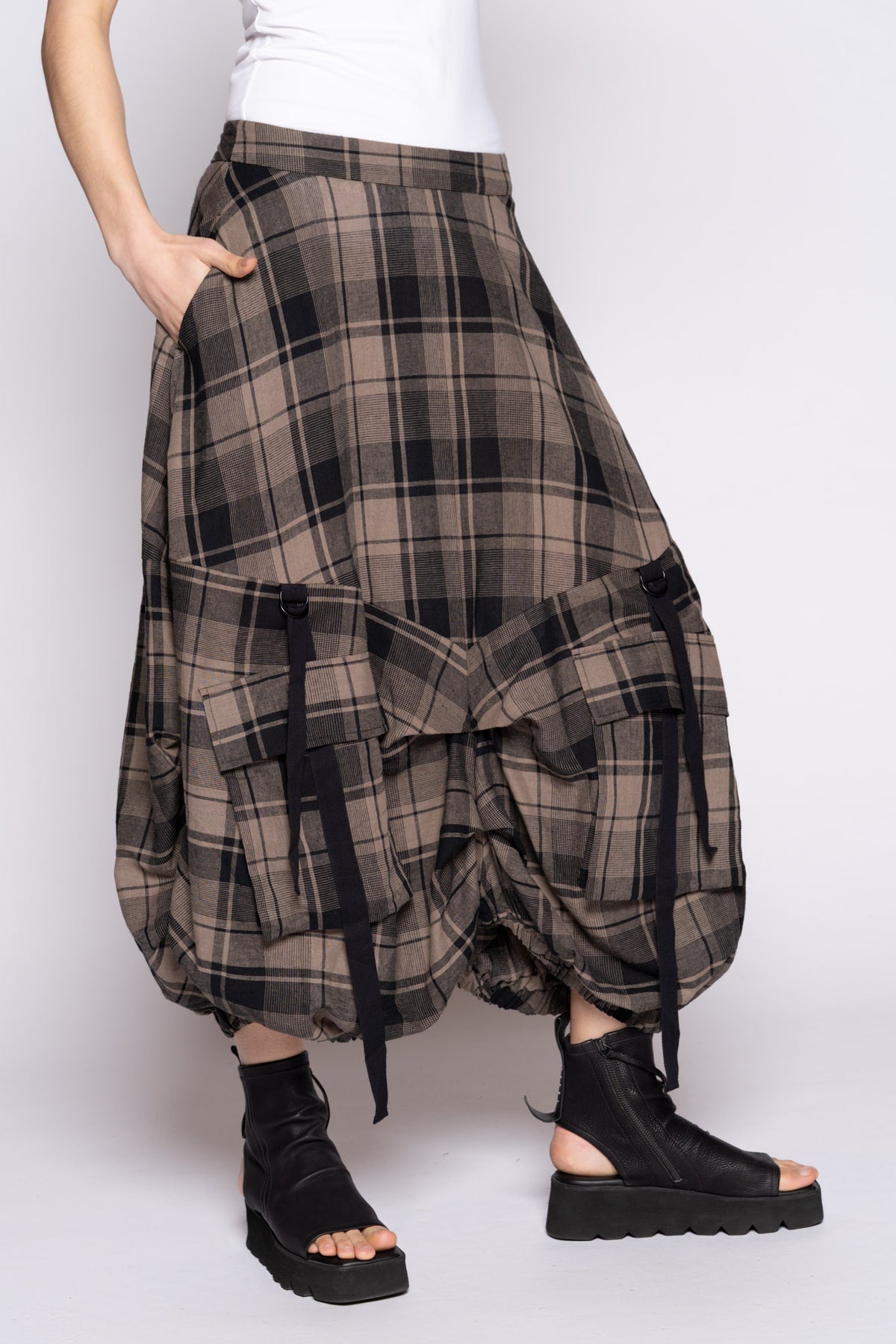 Arya Tuck Skirt Truffle