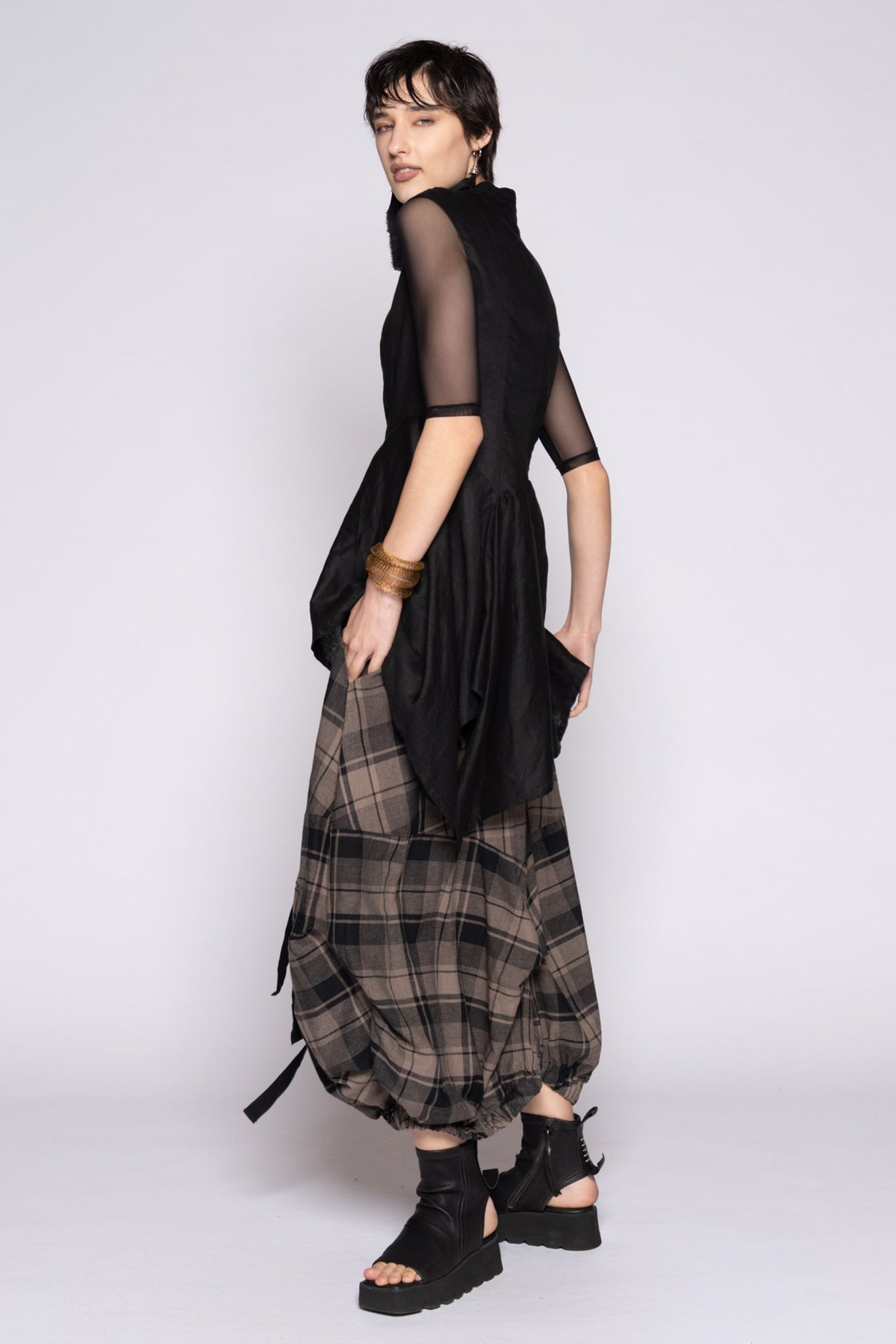 Arya Tuck Skirt Truffle