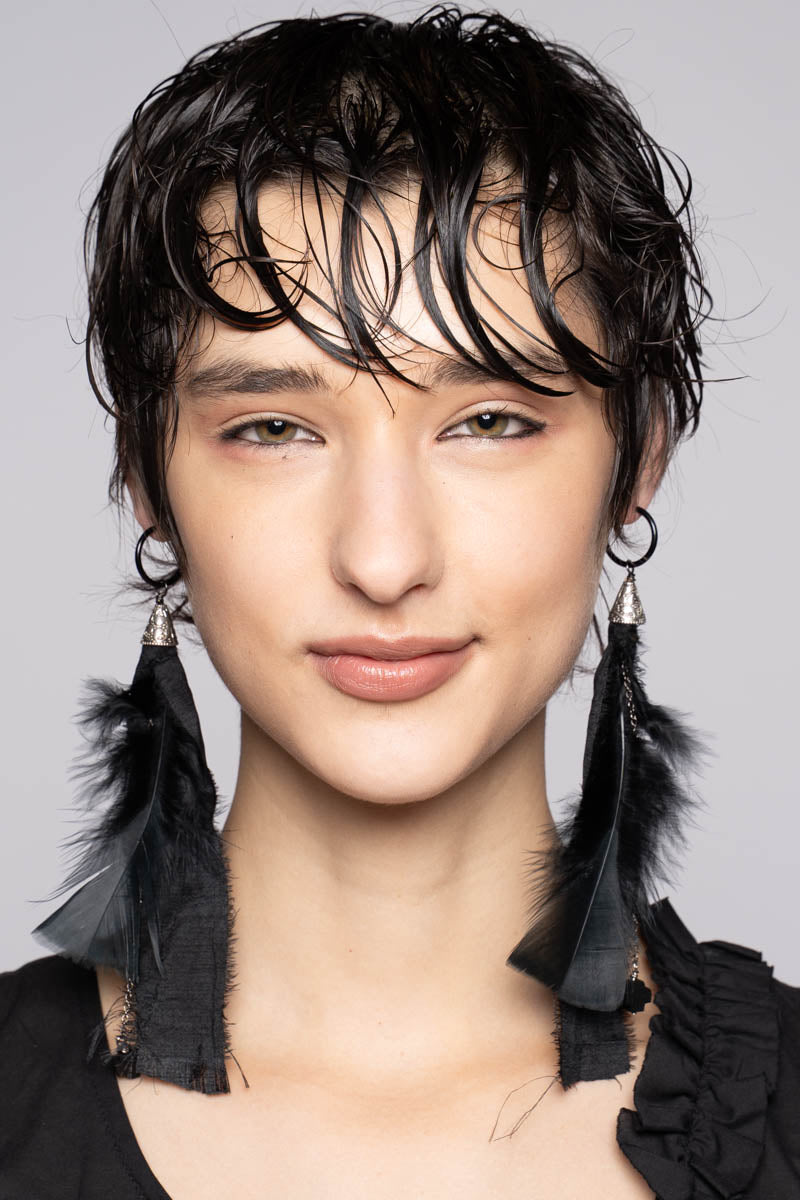 Hane Earrings Blk