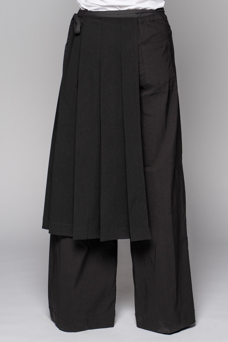 Sia Pleated Apron Blk