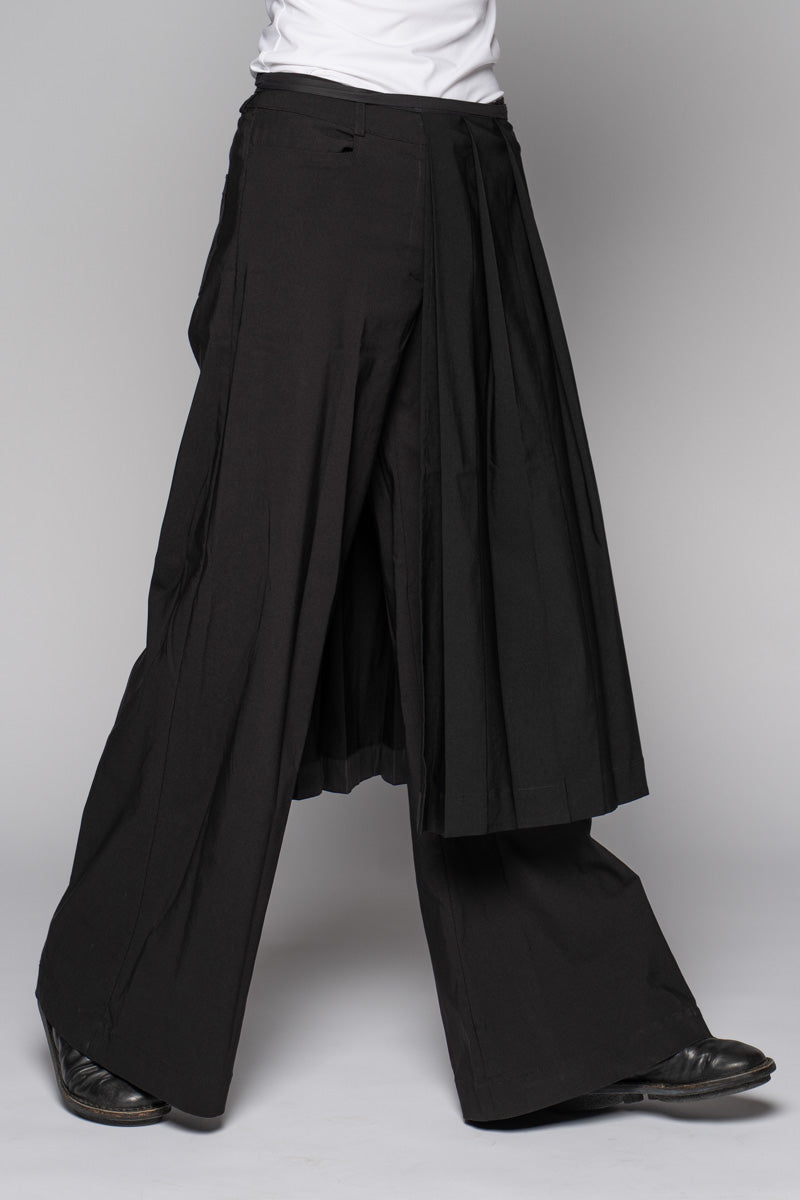 Sia Pleated Apron Blk