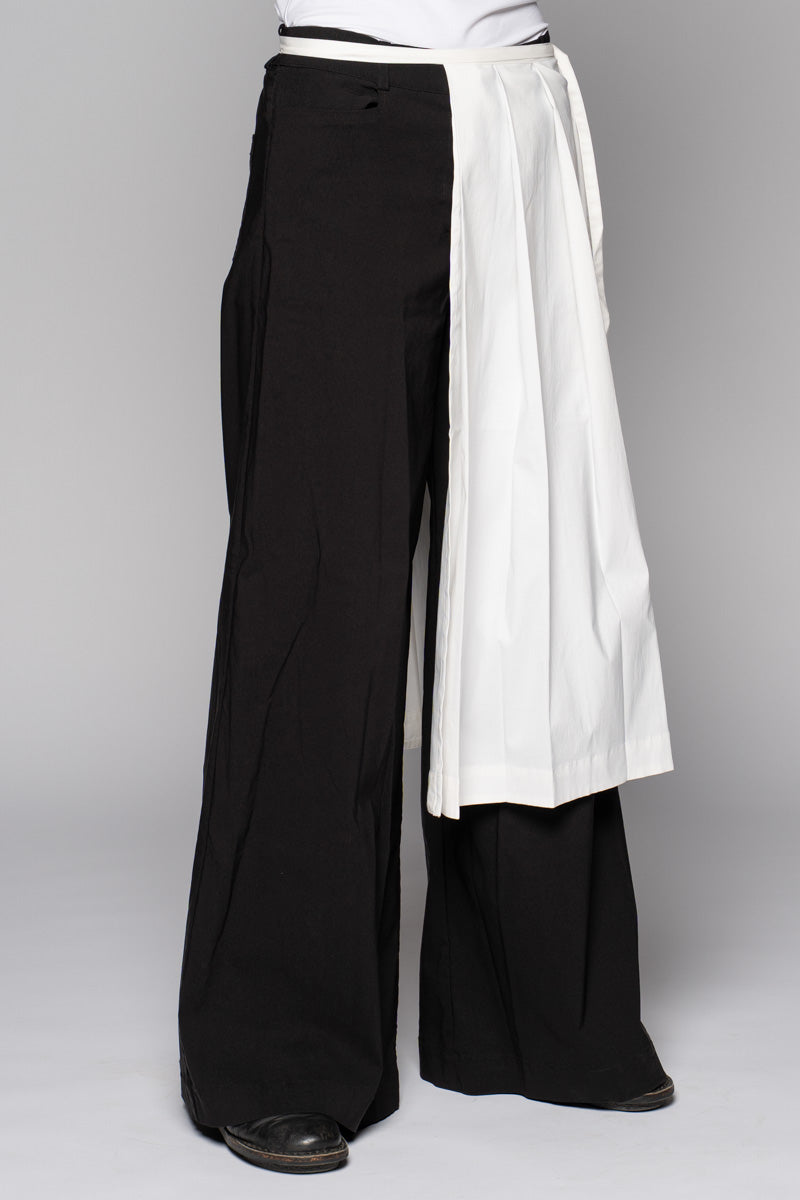 Sia Pleated Apron Wh