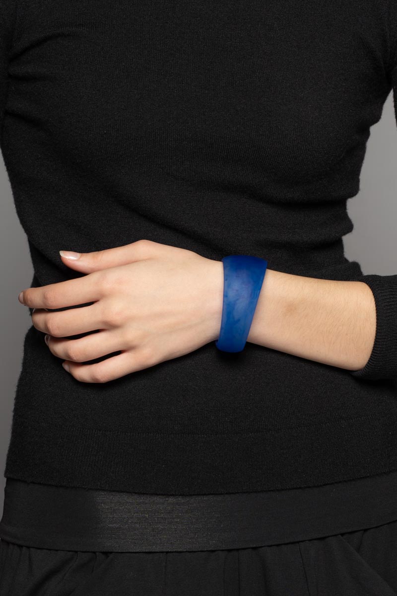 Cara Bangle Blue