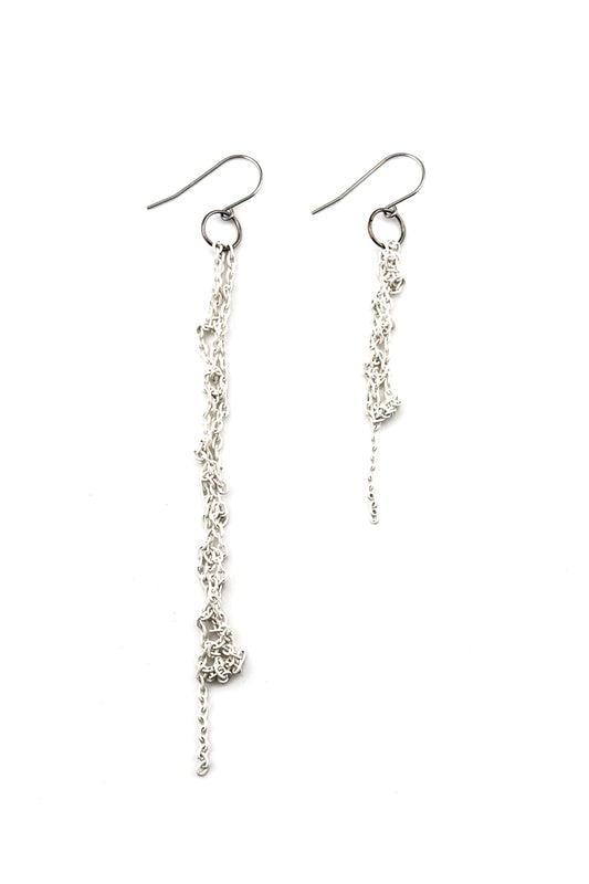 Tangle Chain Earrings White