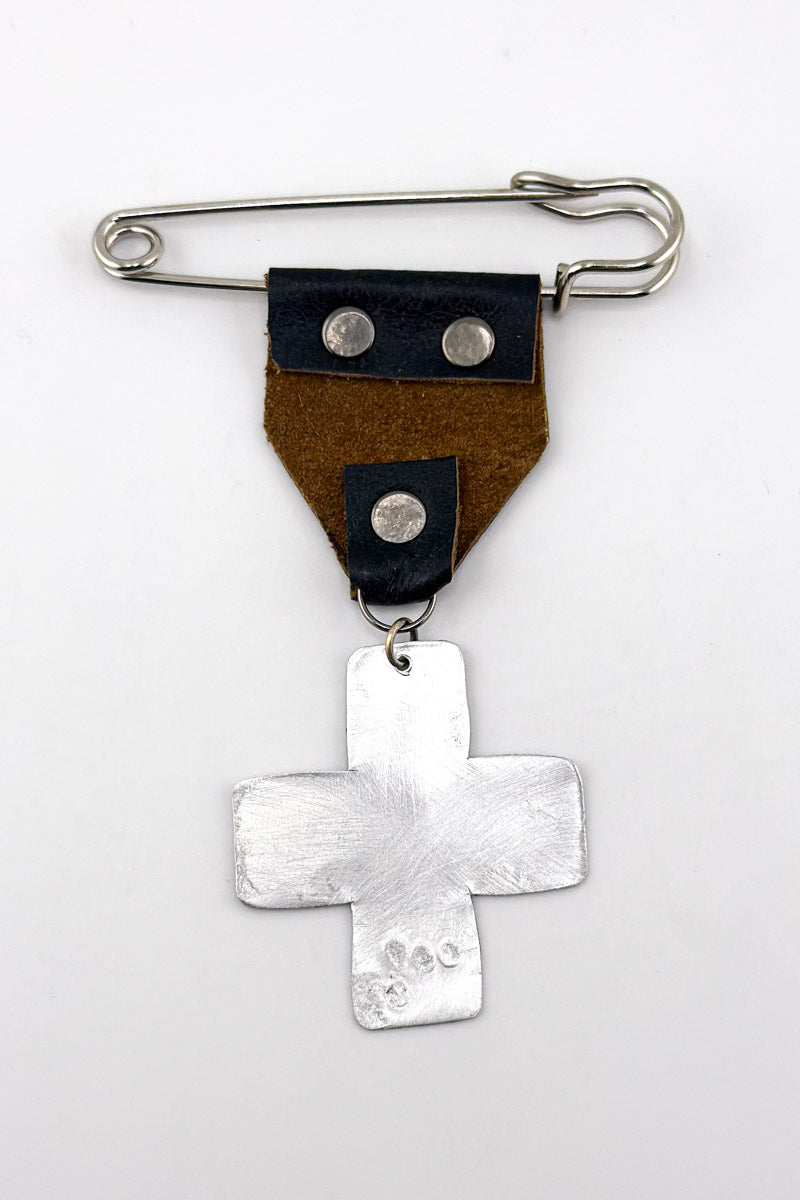 Purasu Brooch Silver