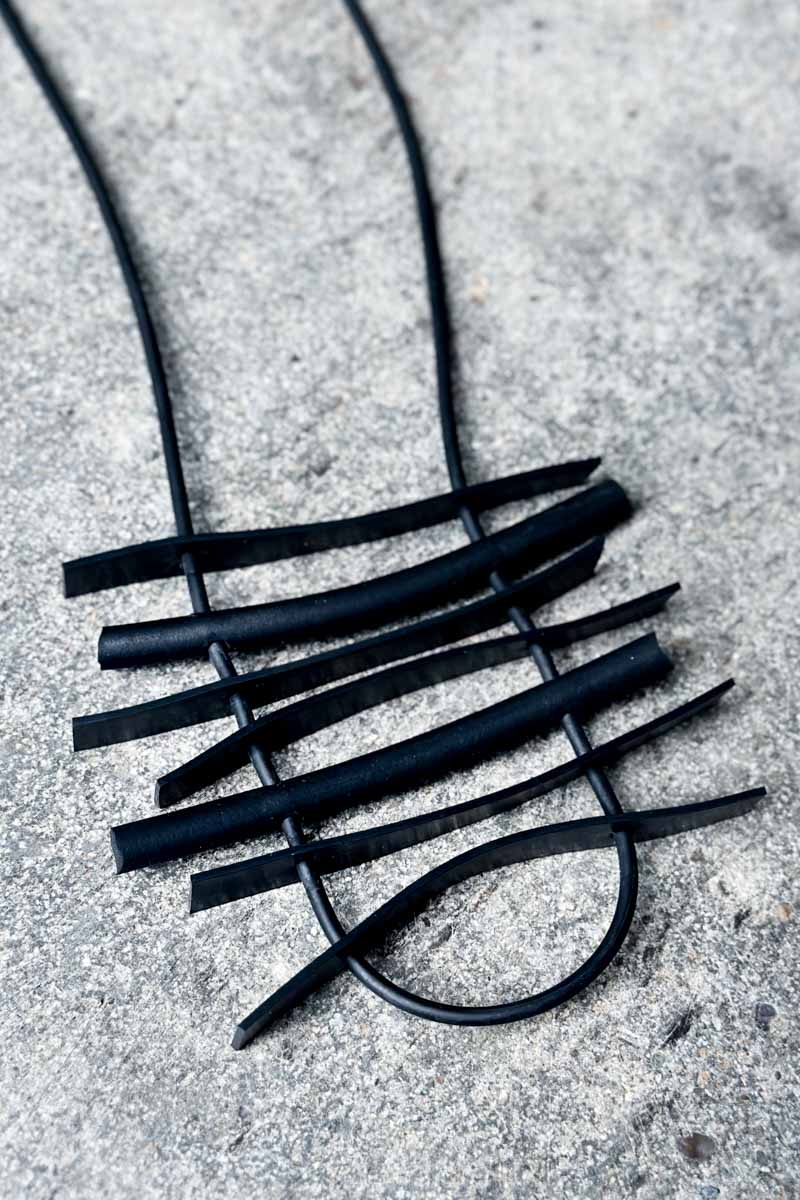 Maki NL Black