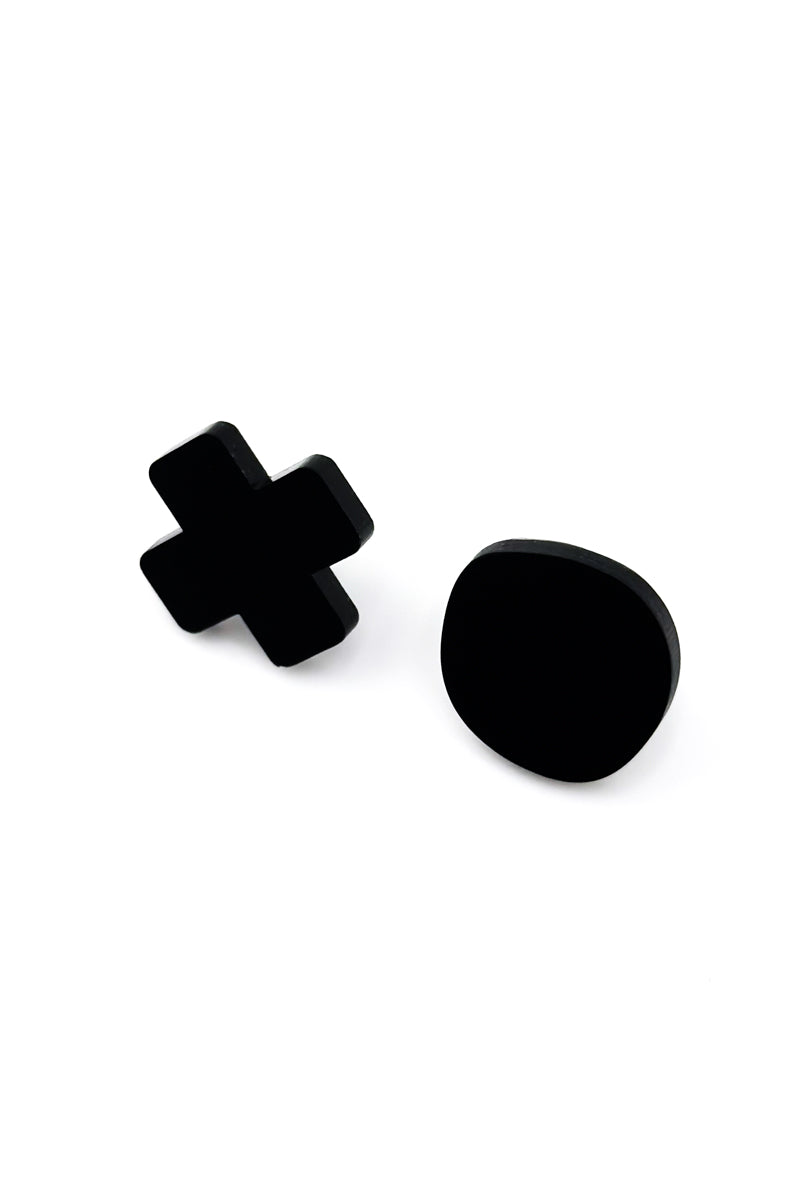 Batsu Maru Earrings Blk