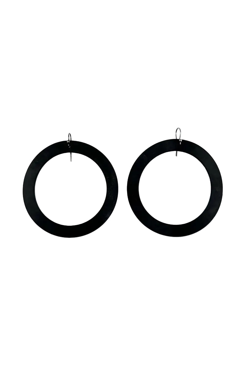 Eclipse Asym Earrings Blk