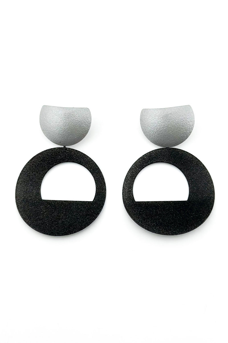 Geo Circle Earrings B/G