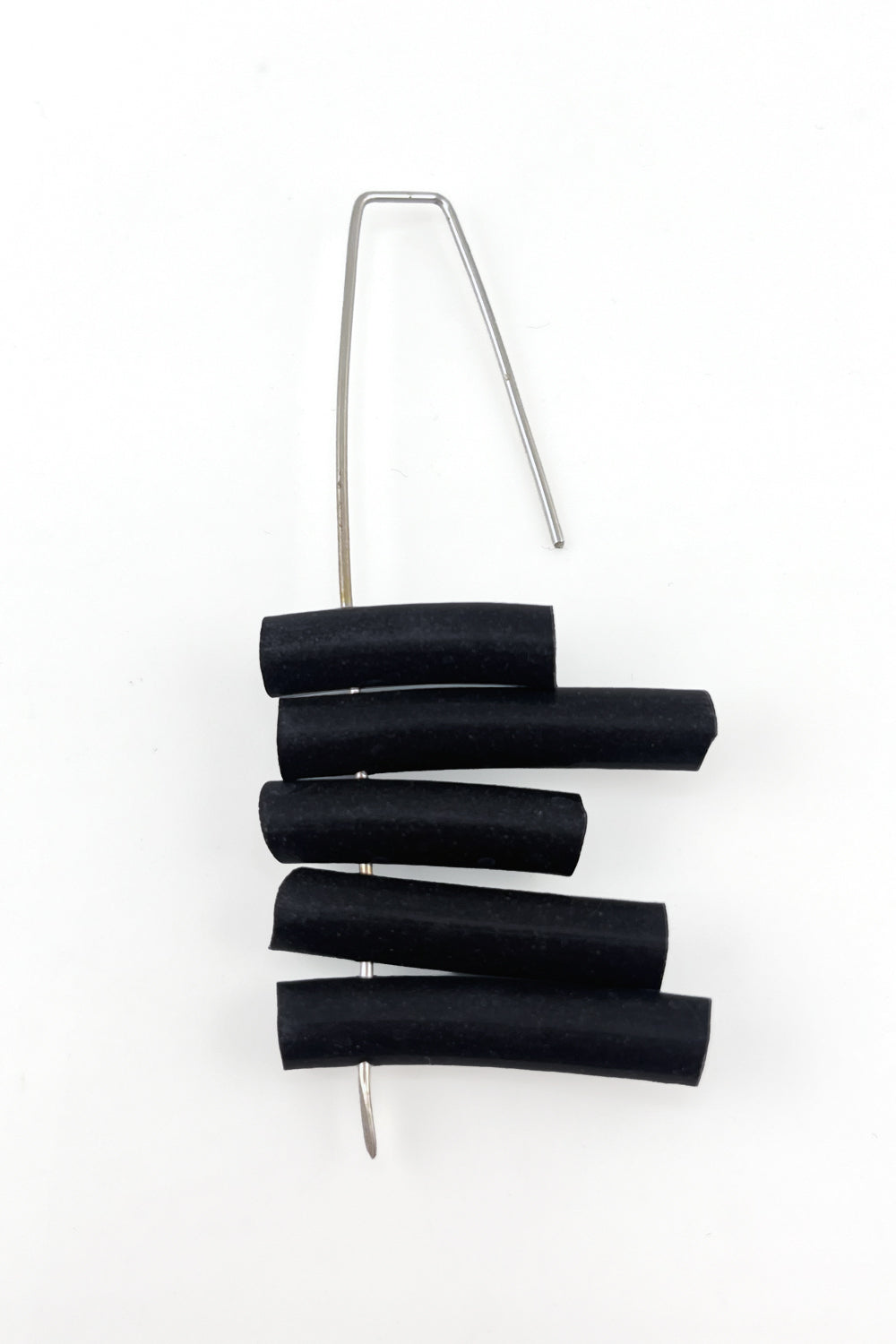 Ikada Earrings Blk