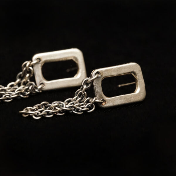 Link Earrings 1