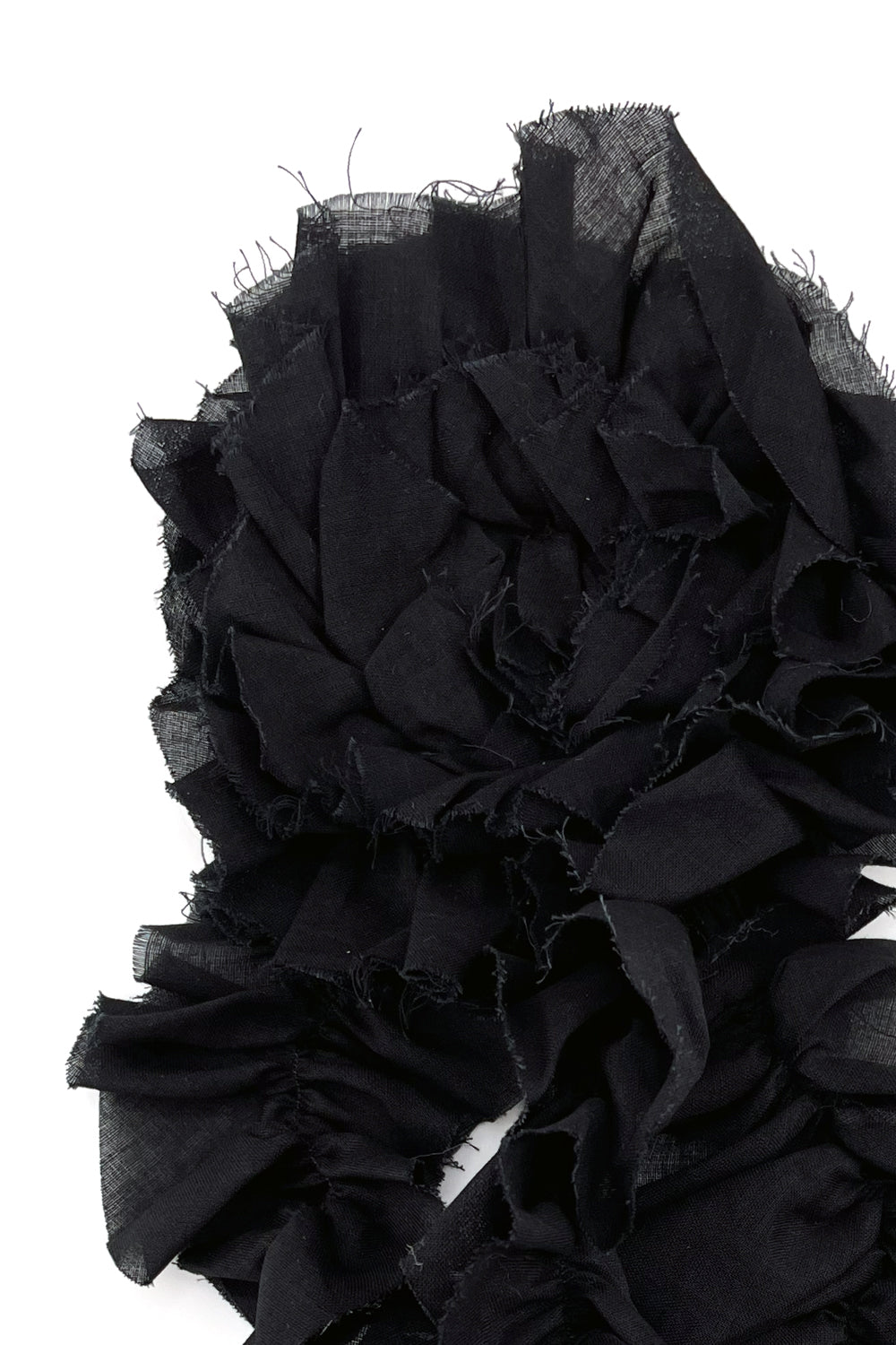 Mimi Frill Brooch Blk