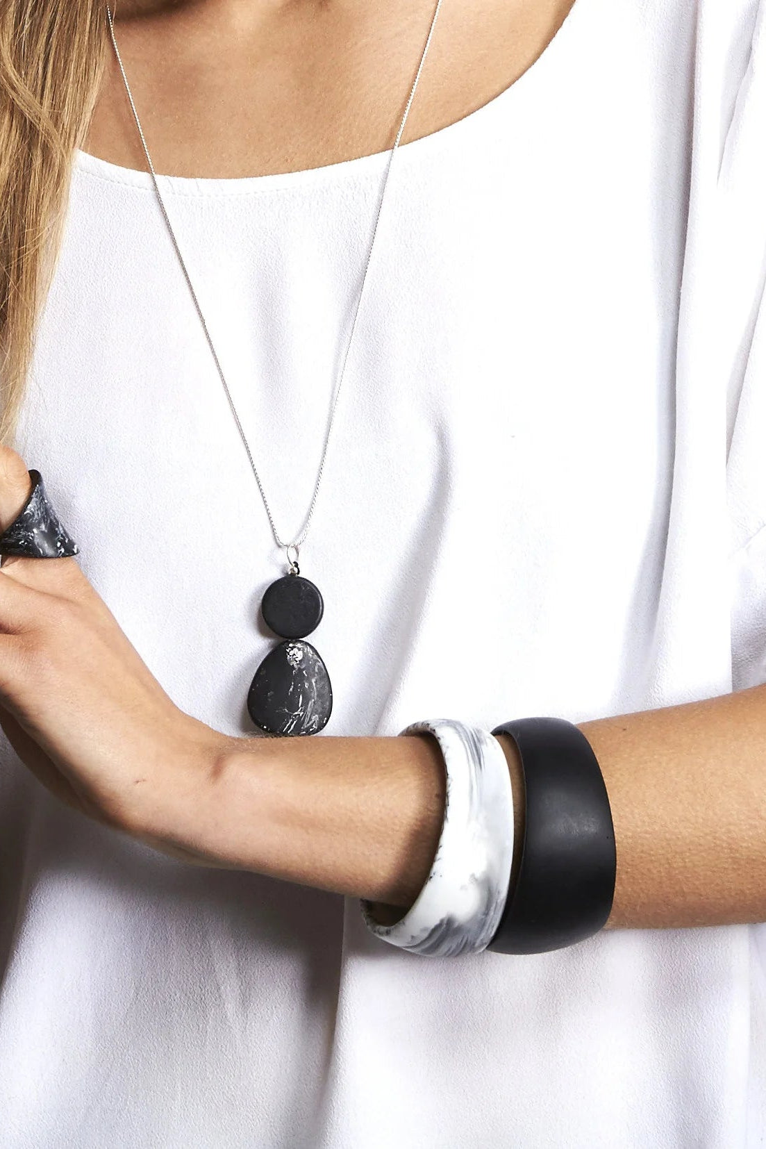 Cara Bangle Blk