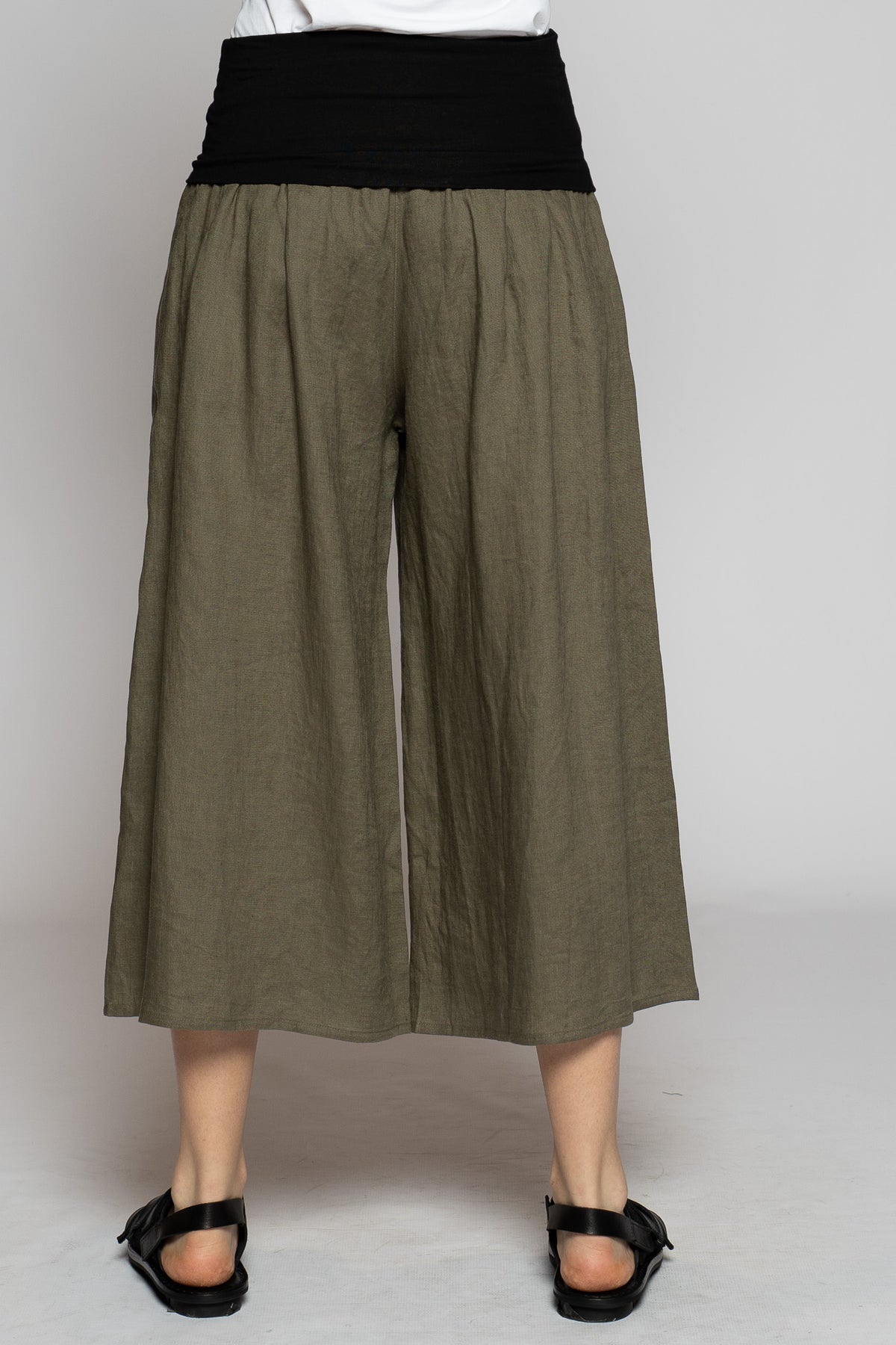Poka Poka 3/4 Pants Truffle