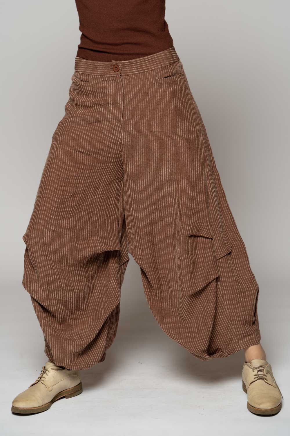 Ember Tuck Pants Walnut