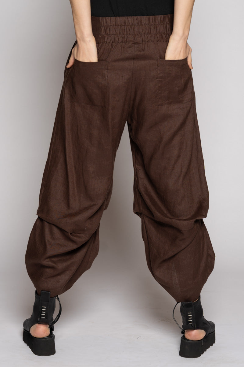 Strata Tuck Pants Truffle