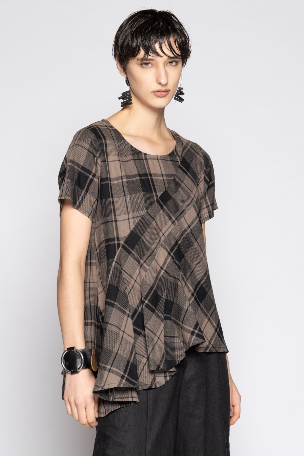 Arya Top Truffle