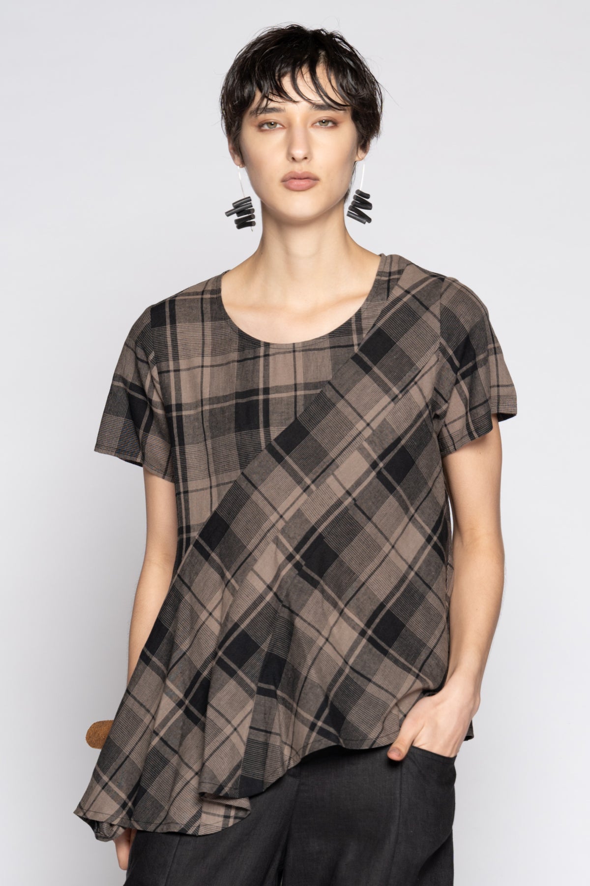 Arya Top Truffle