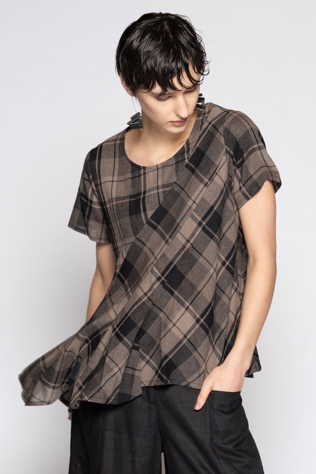 Arya Top Truffle