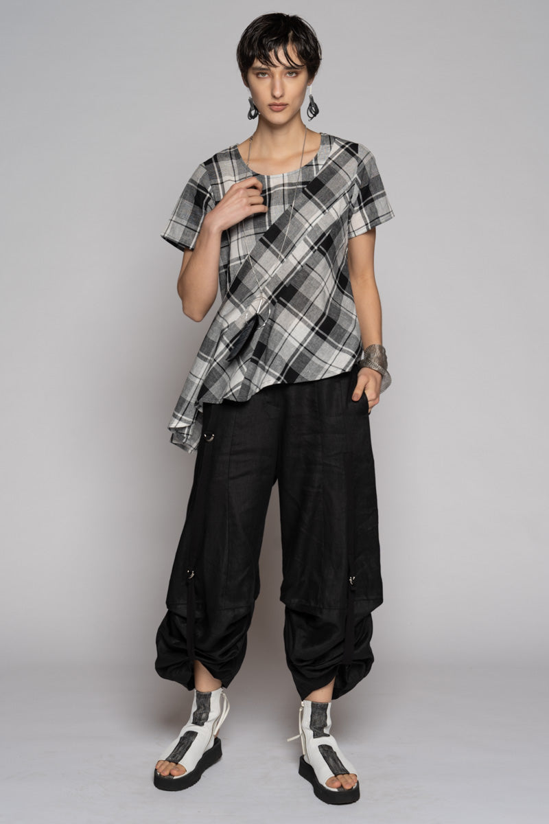 Strata Tuck Pants Blk