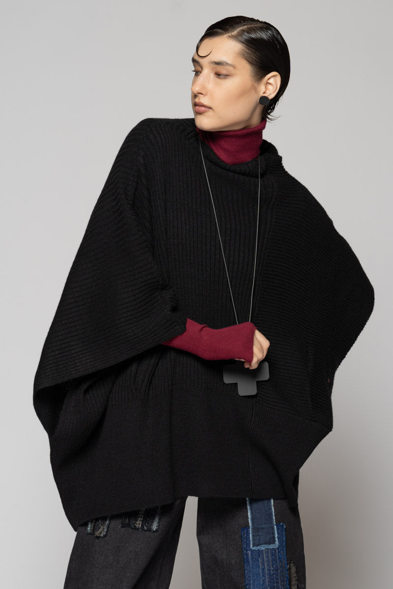 Rin Poncho Blk
