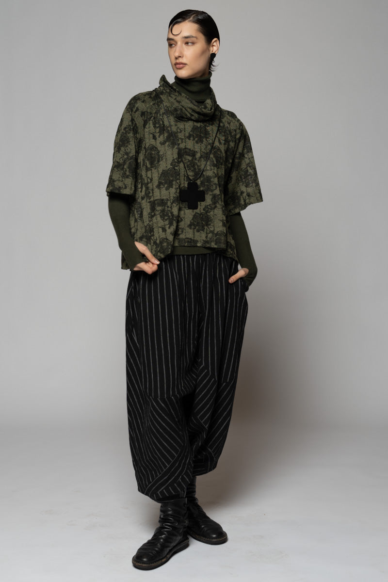 Toge Neck Top Sage