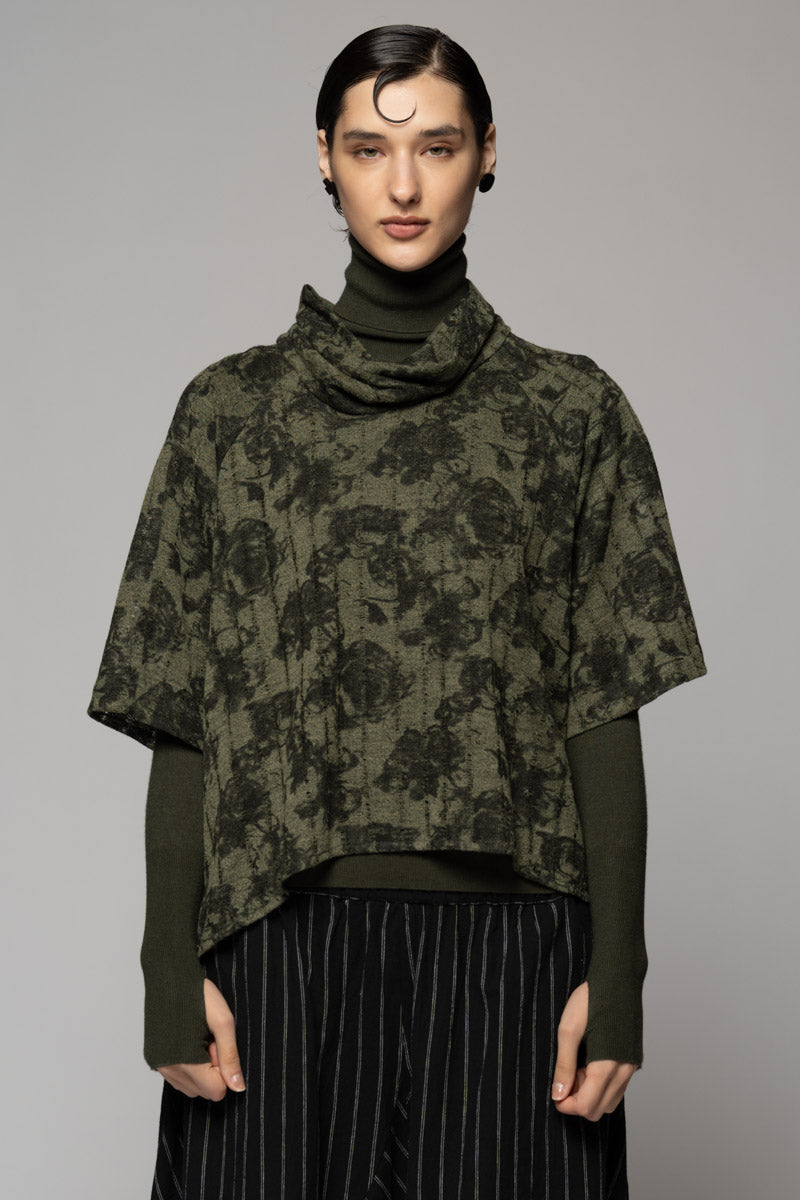 Toge Neck Top Sage