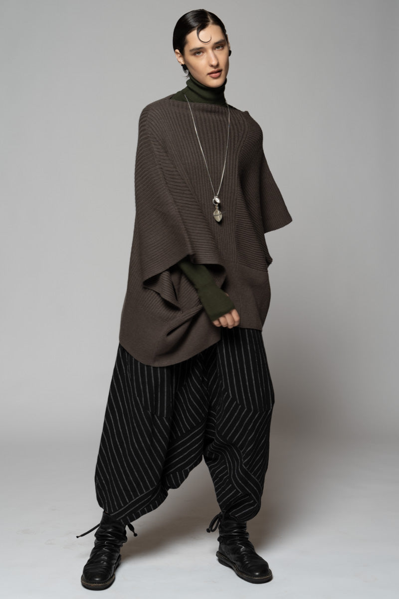 Rin Poncho Moss