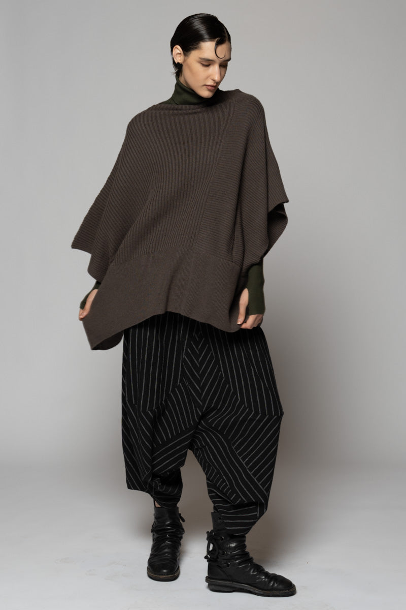 Rin Poncho Moss