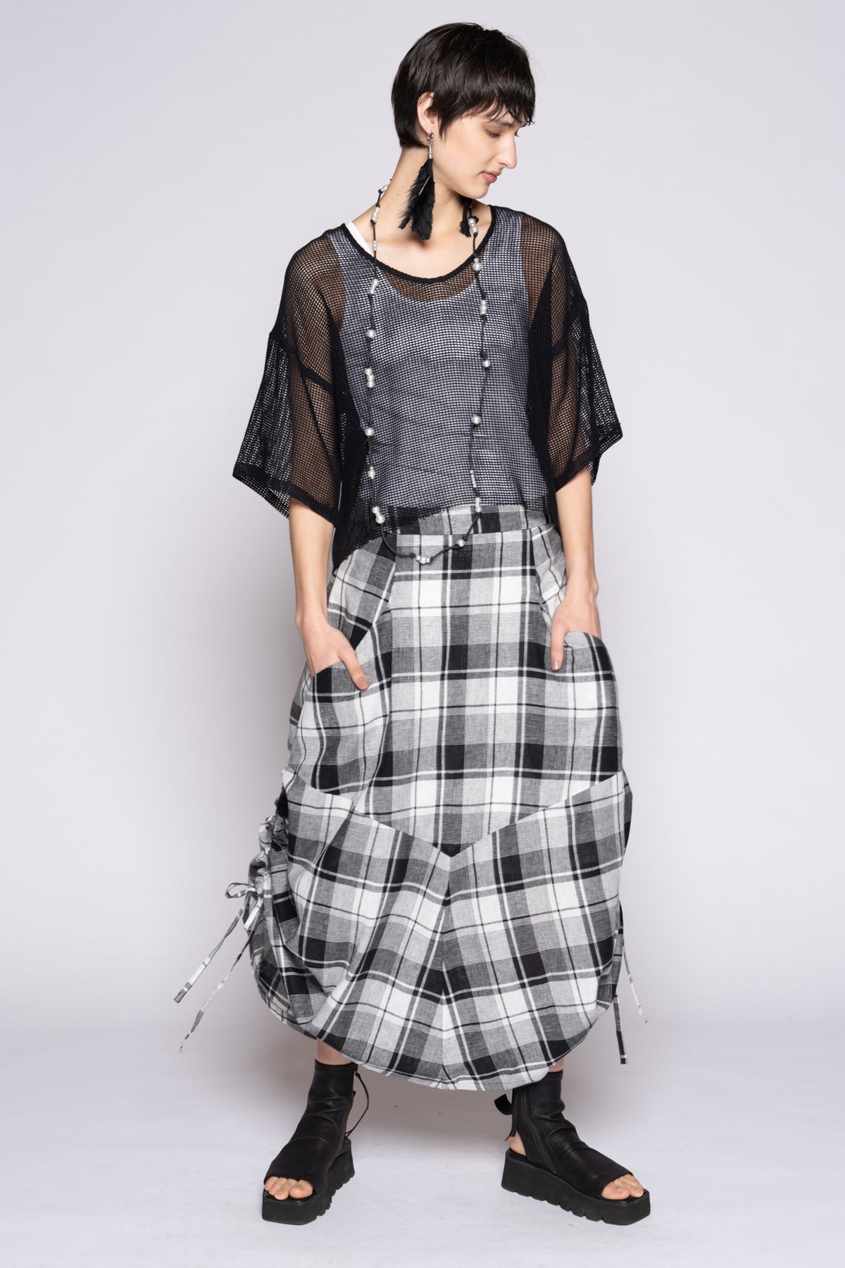 Grid 26 Top Blk