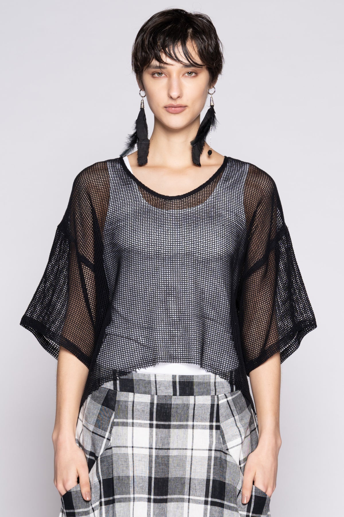 Grid 26 Top Blk