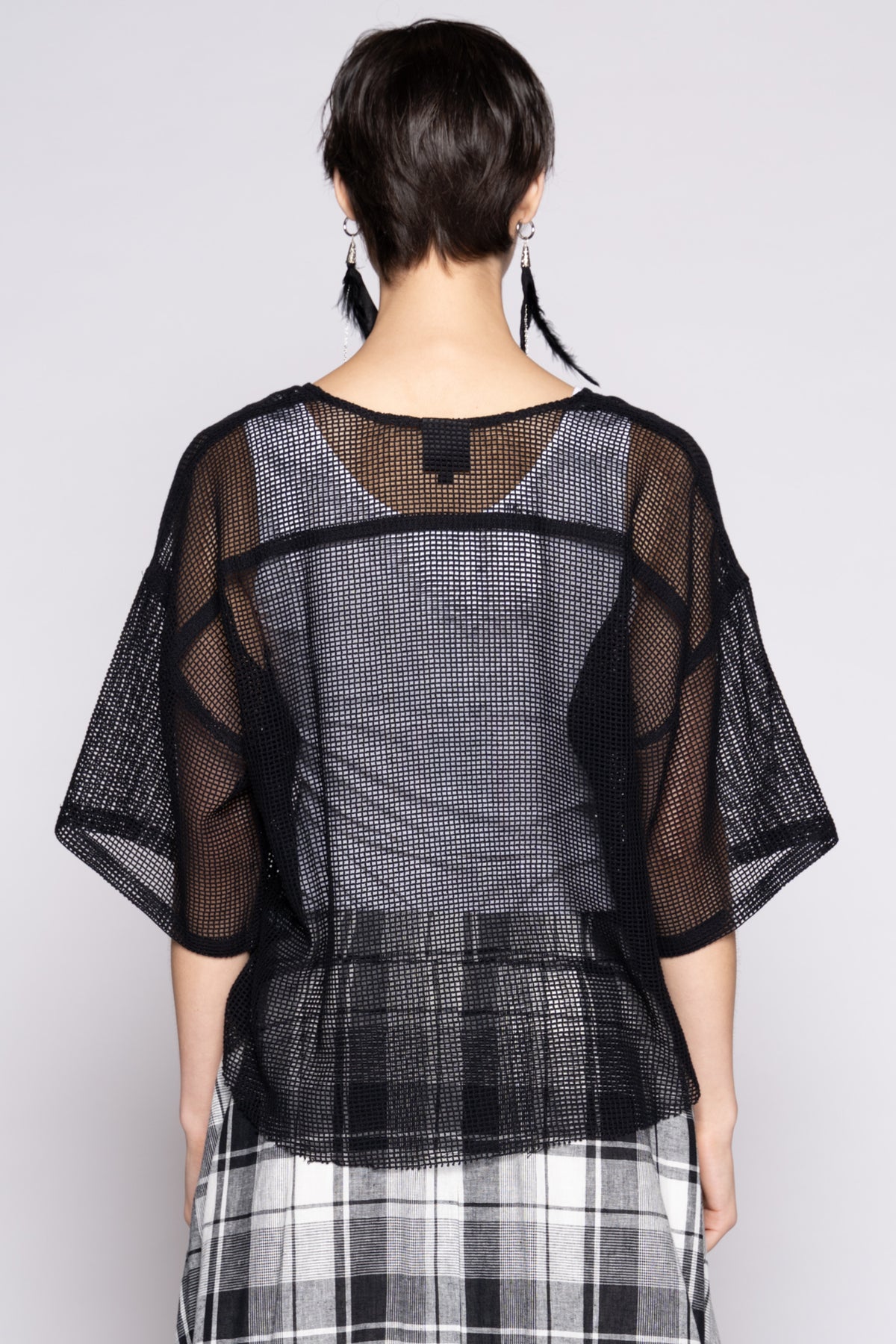 Grid 26 Top Blk