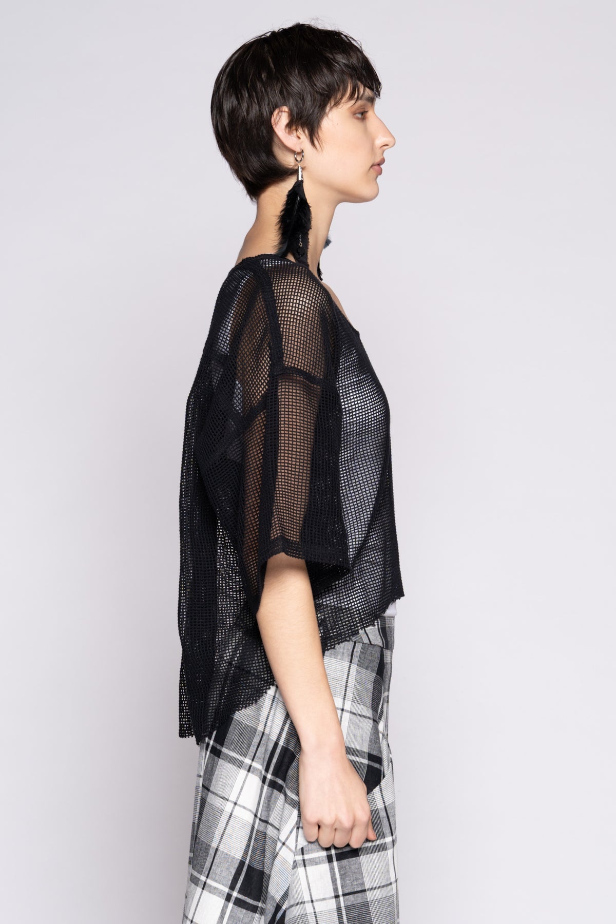 Grid 26 Top Blk