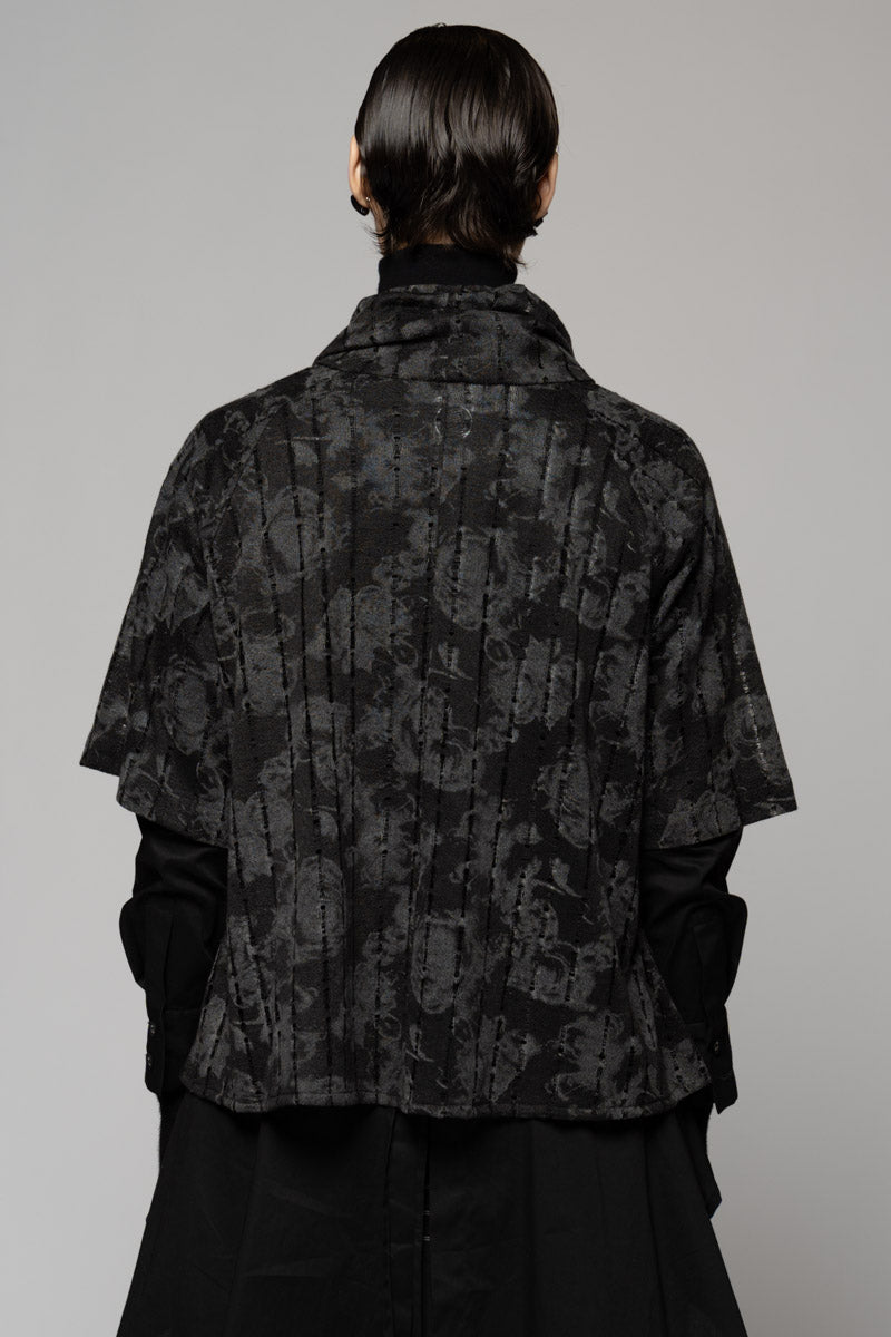 Toge Neck Top Blk
