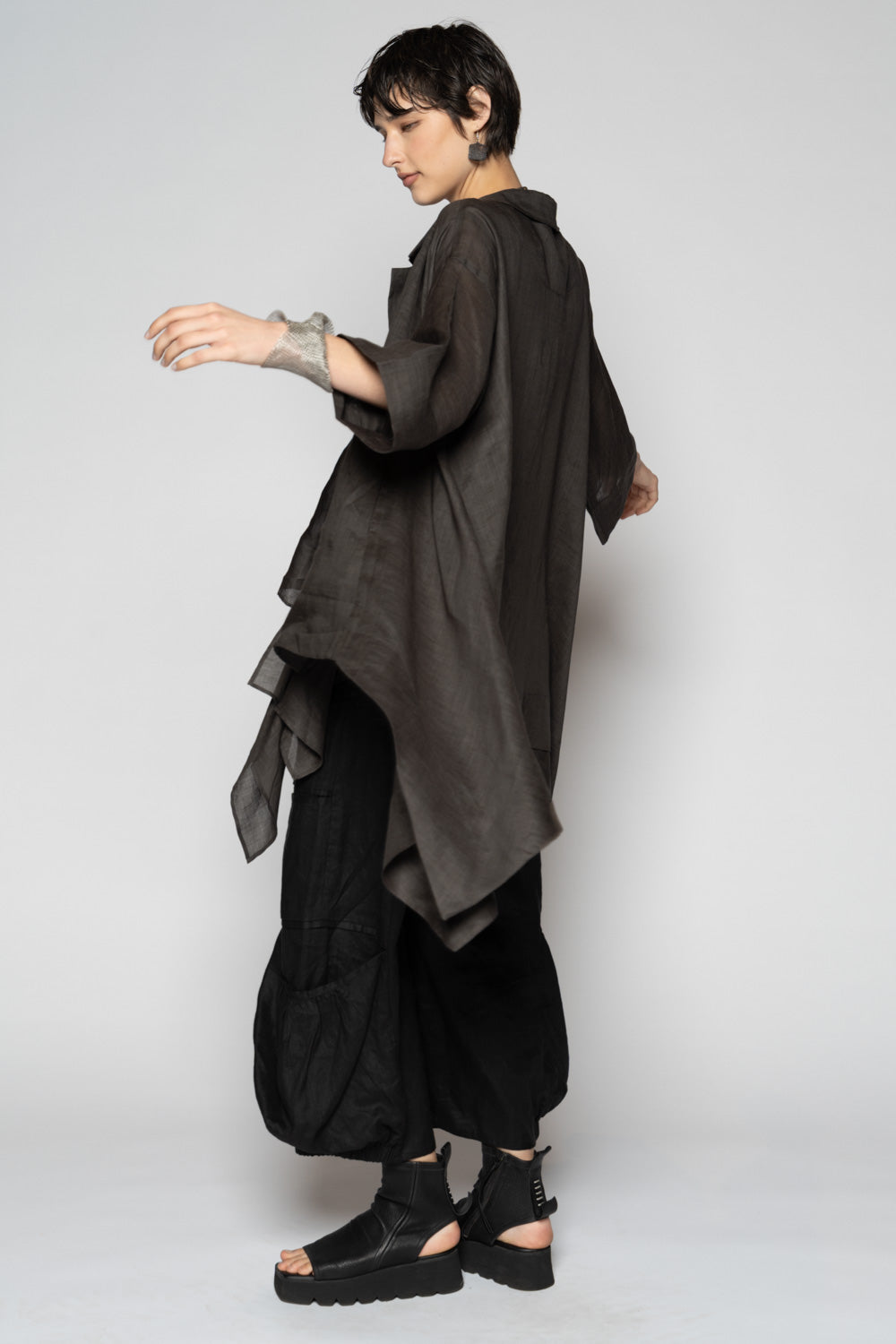 Bloom Duster Charcoal