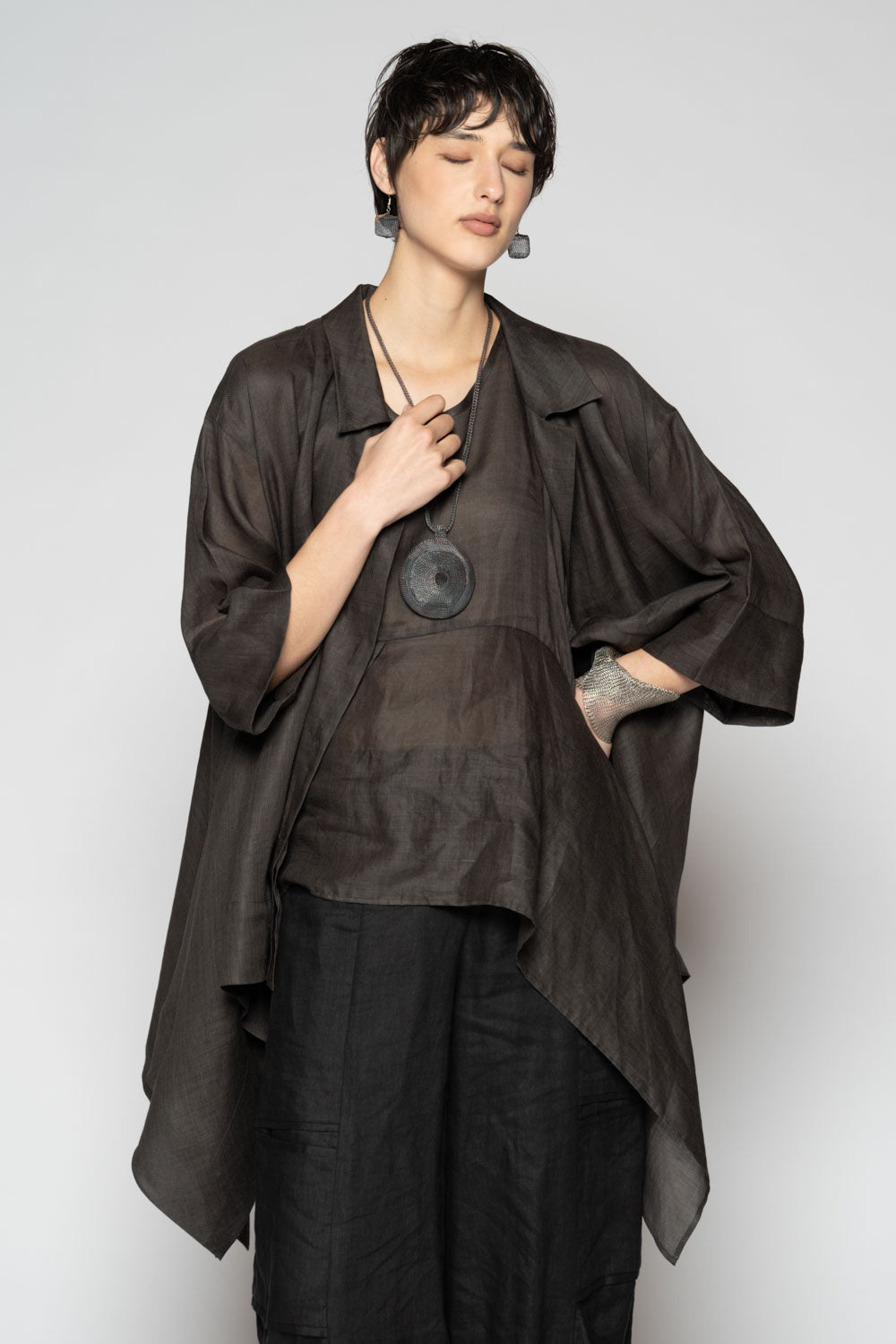 Bloom Duster Charcoal