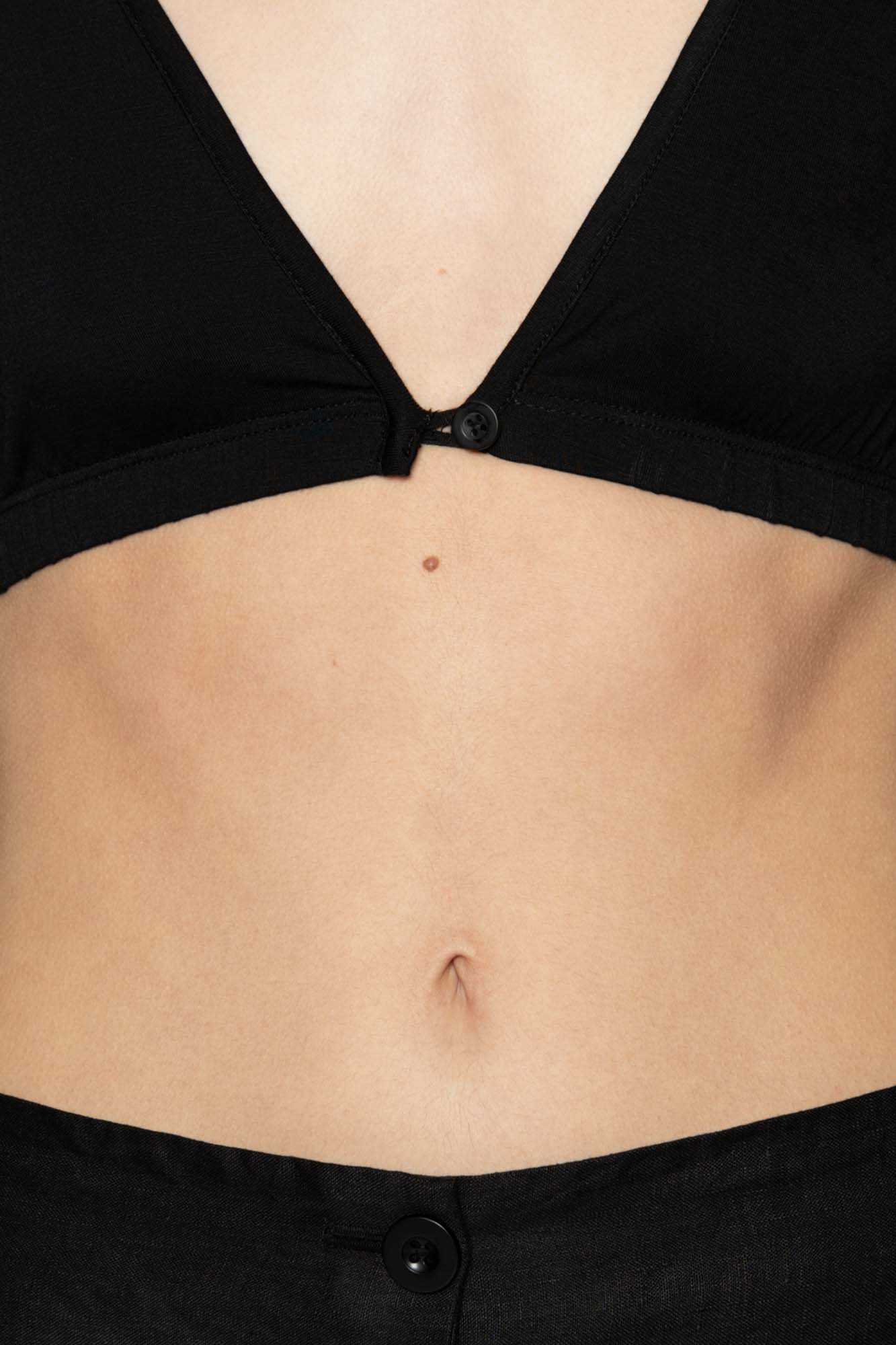 Kuro S/S V Top Black