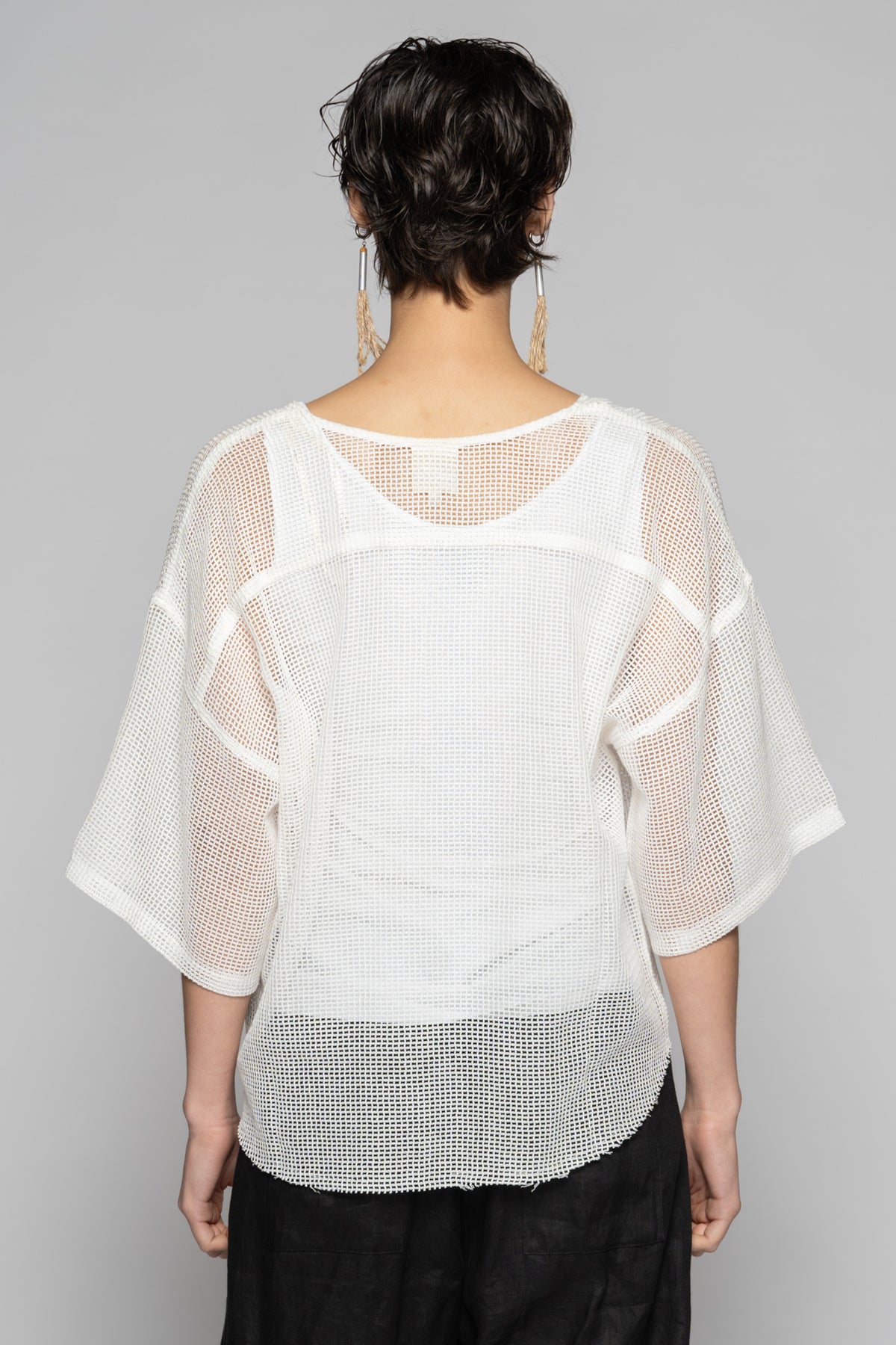 Grid 26 Top White