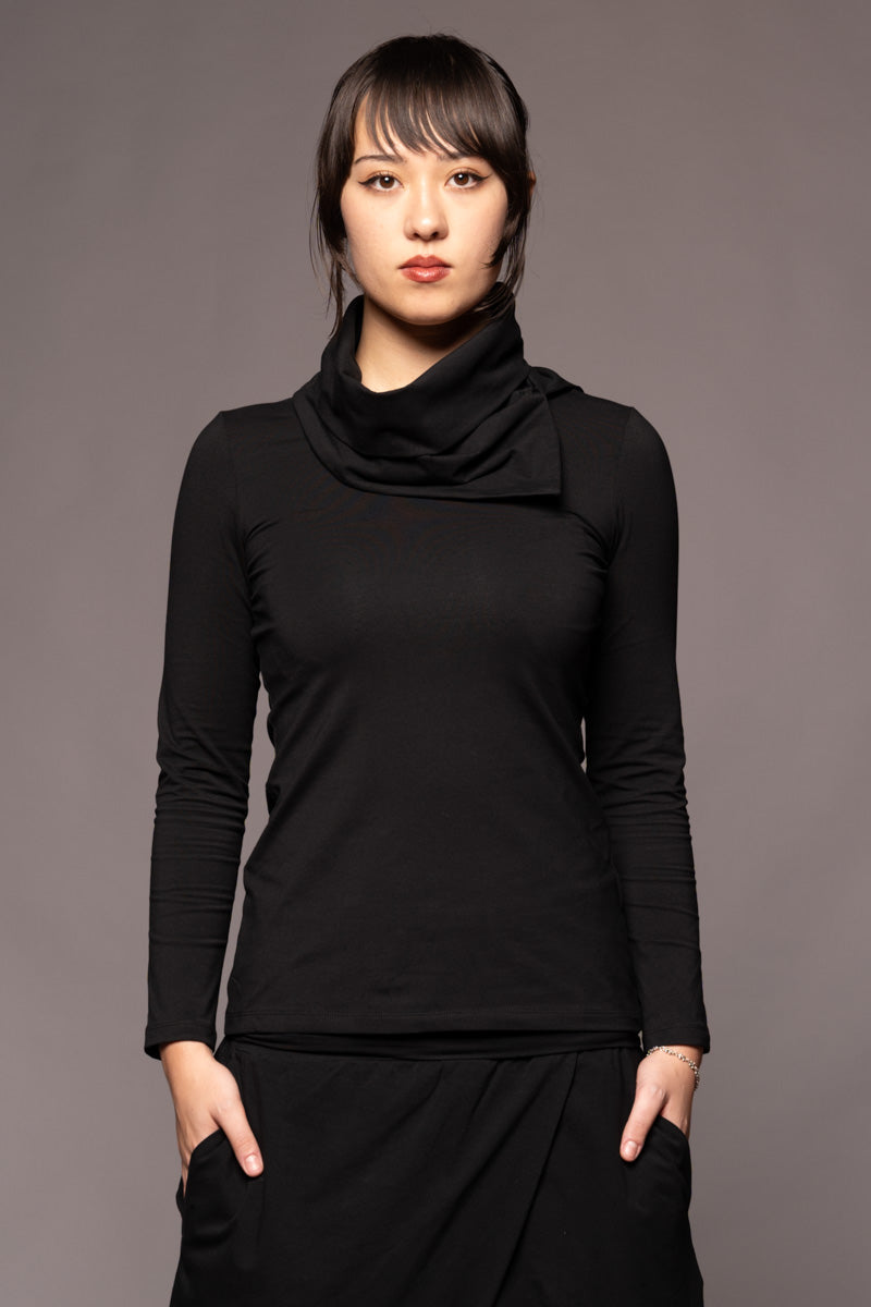 Kiyora Neck Top Blk