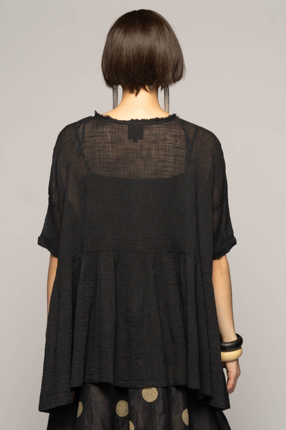 Wattle Gather Top Blk