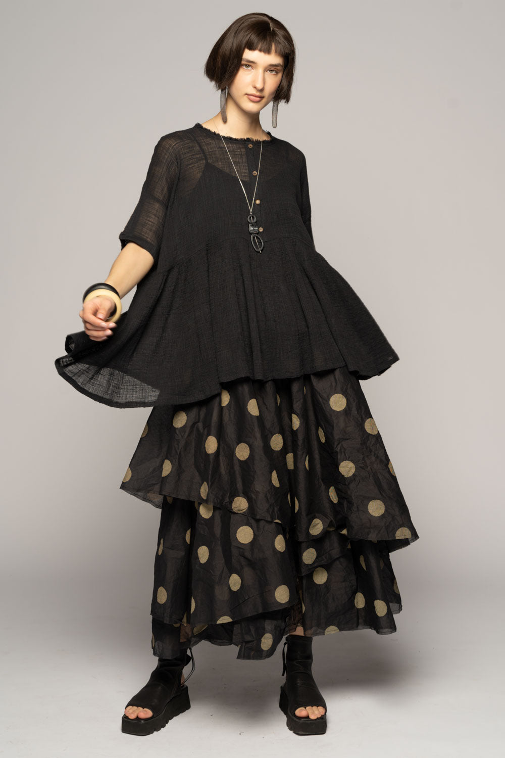 Wattle Gather Top Blk