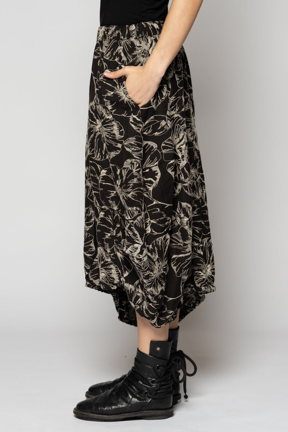 Sazanka Balloon Skirt Blk