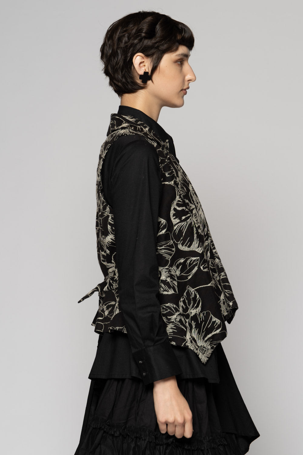 Sazanka Vest Blk