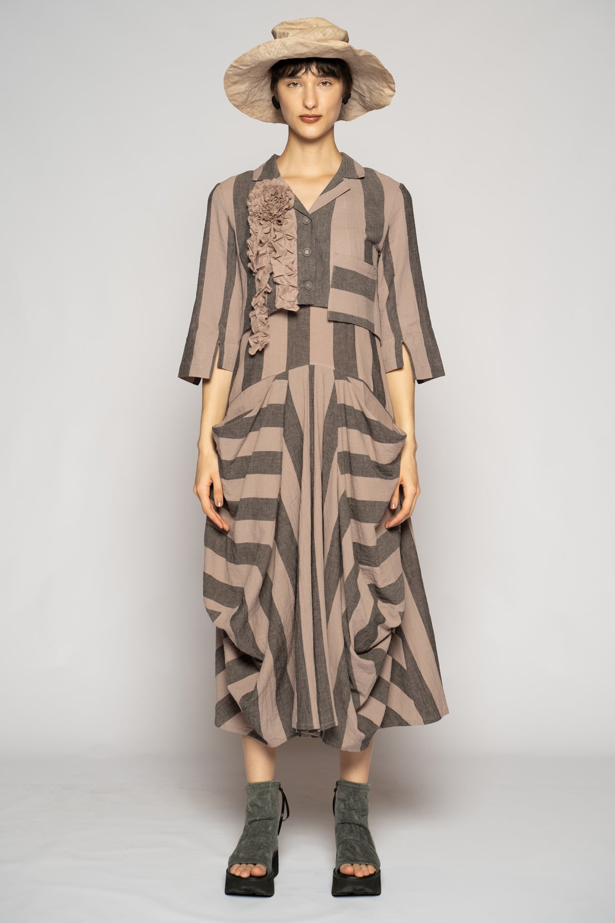 Celi Short Jacket Taupe