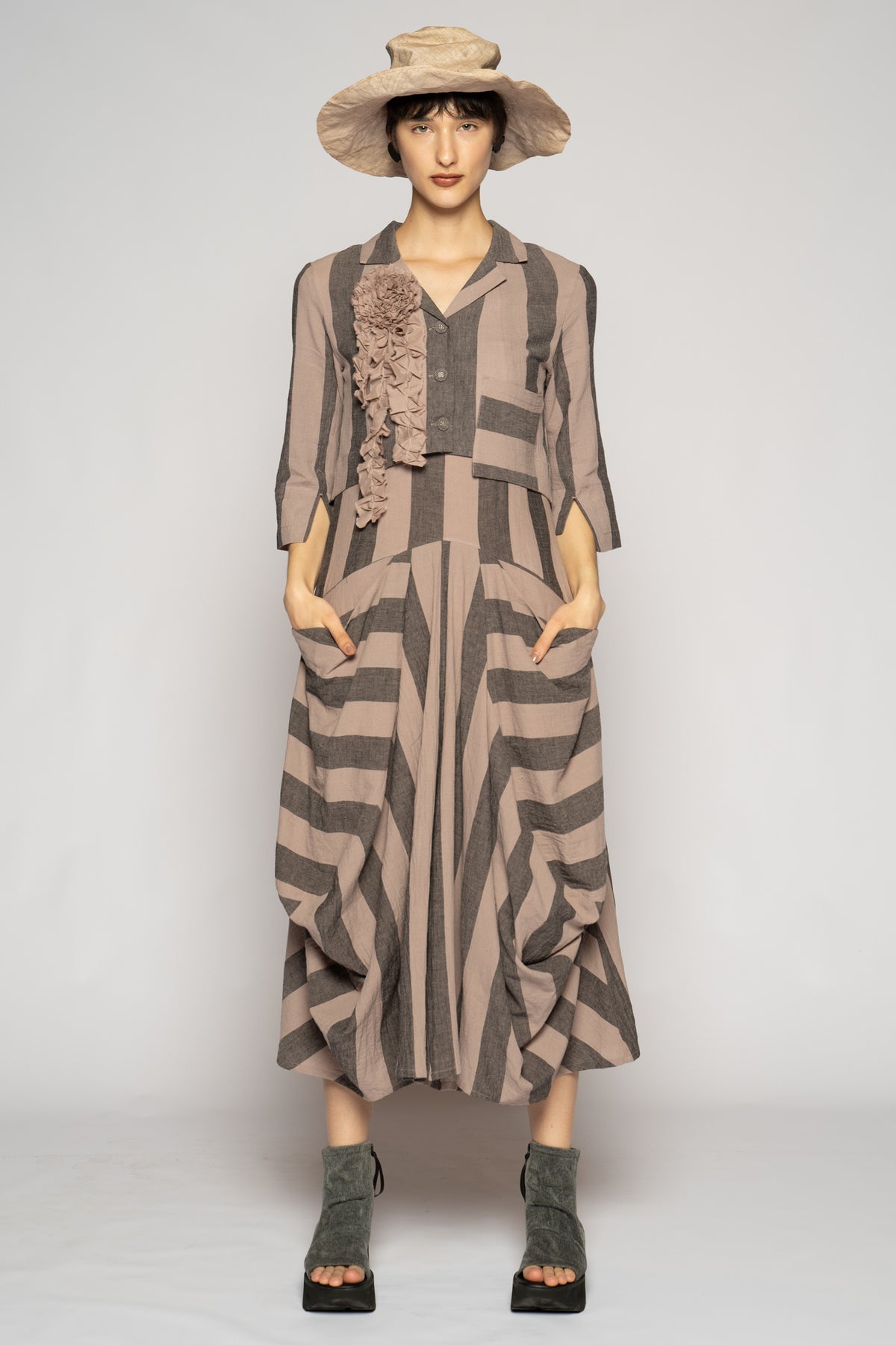 Celi Short Jacket Taupe
