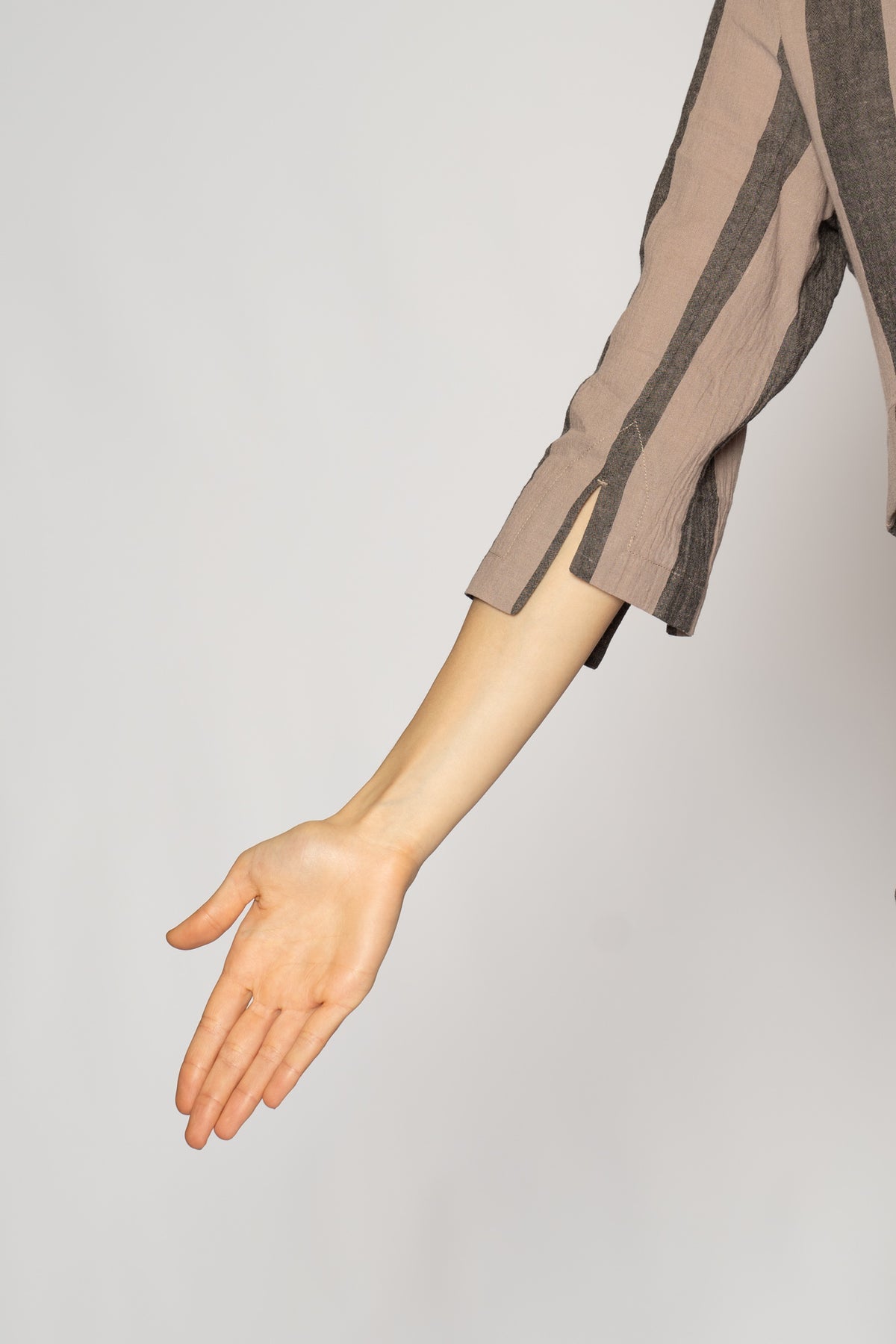 Celi Short Jacket Taupe