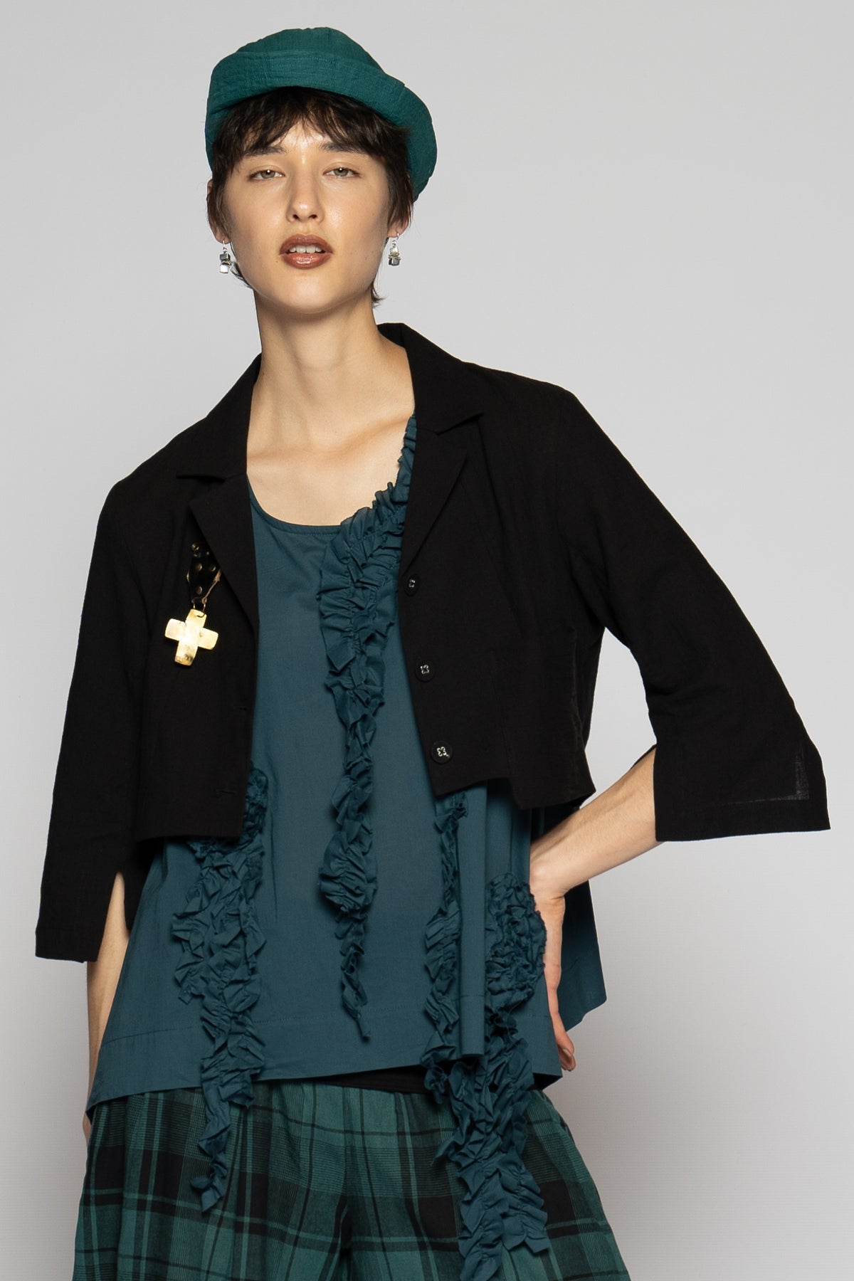 Celi Short Jacket Black