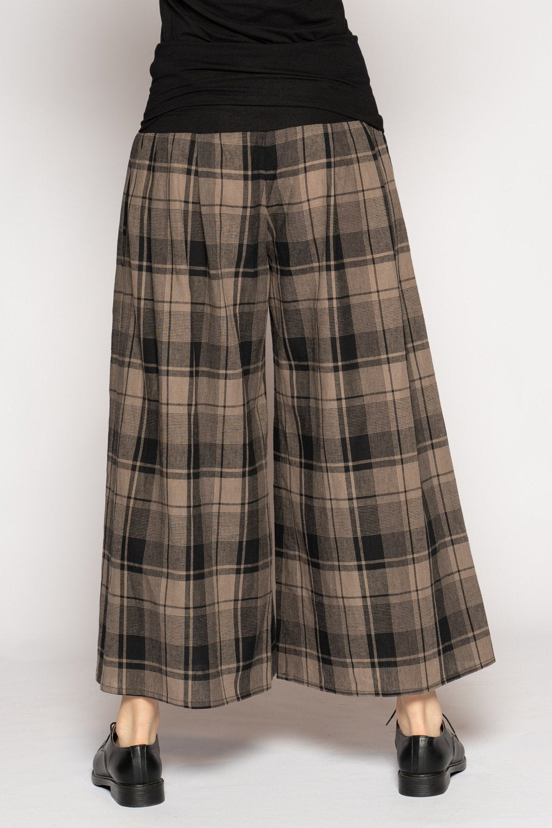 Arya 3/4 Pants Truffle