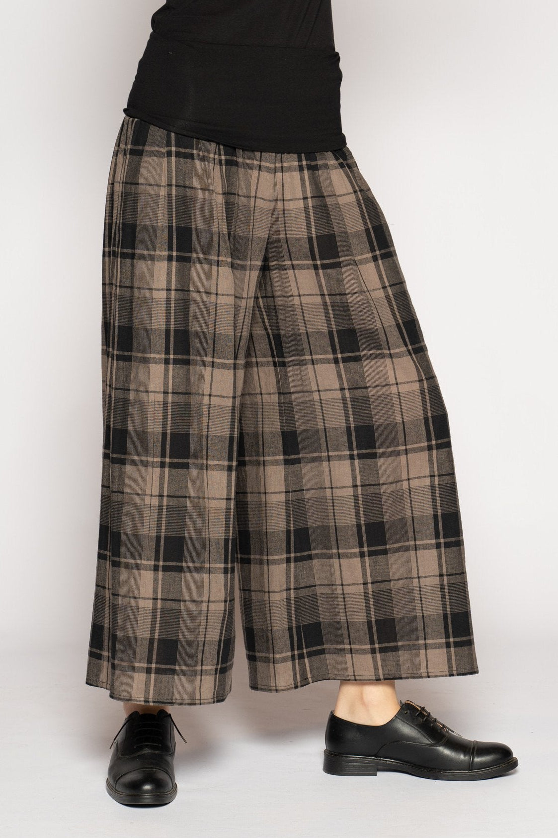 Arya 3/4 Pants Truffle